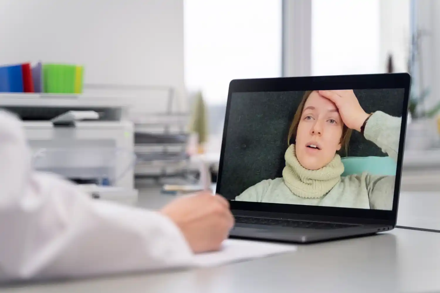 Online Consultation for Depression and Emotional Support - HopeQure