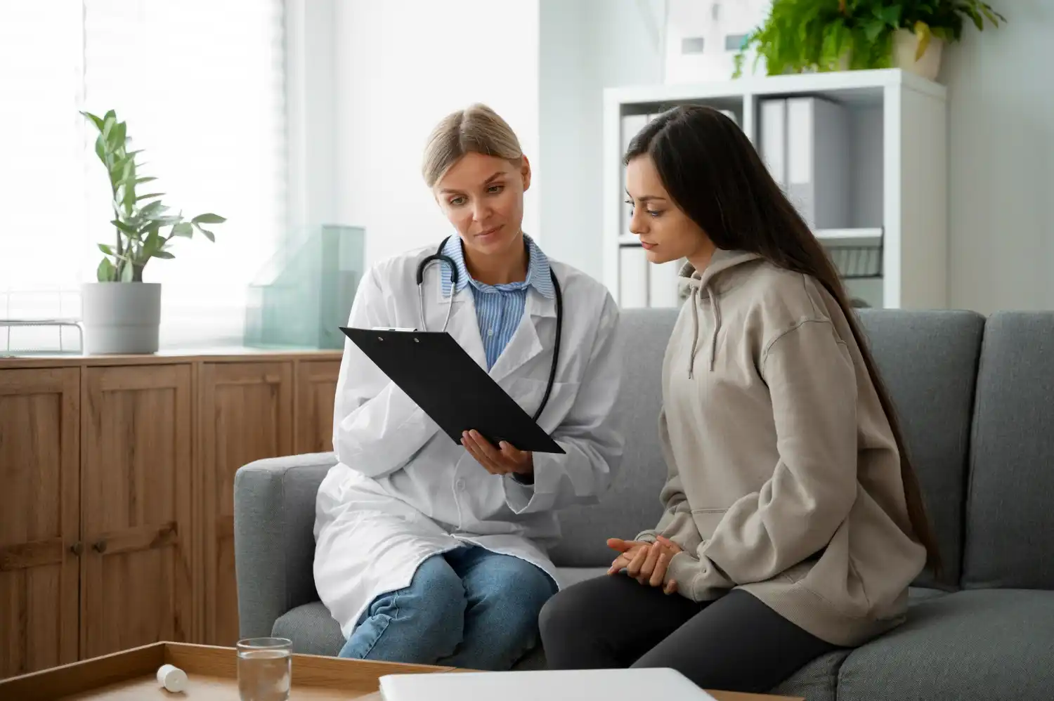 HopeQure’s personalized nephrologist consultation for managing kidney health, hypertension, diabetes, and dialysis care online