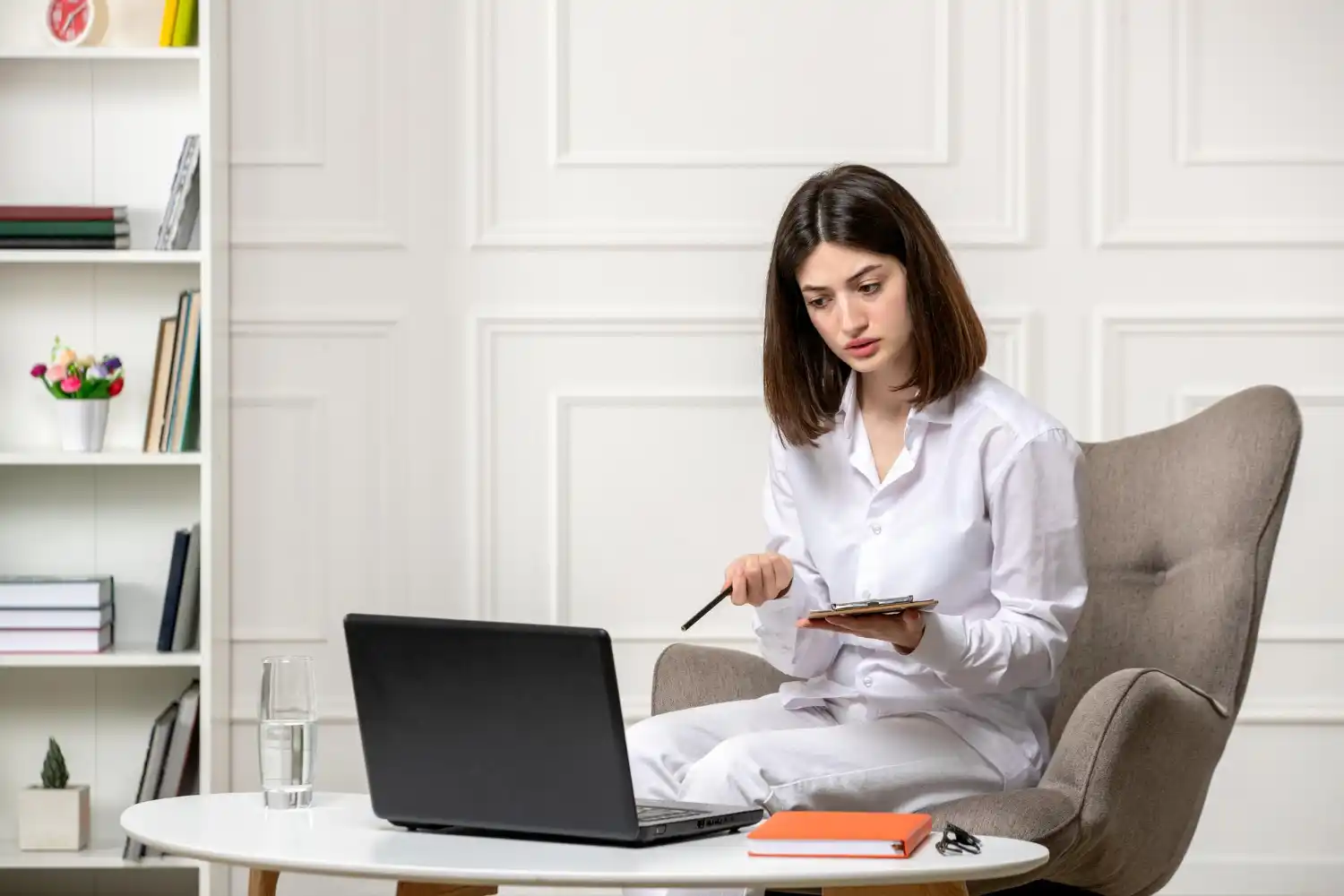 HopeQure’s personalized gastroenterologist consultation for managing digestive and liver health online