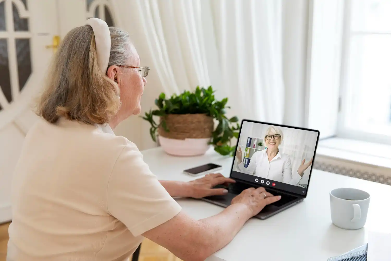 Online counselling for seniors - compassionate support and mental wellness from home